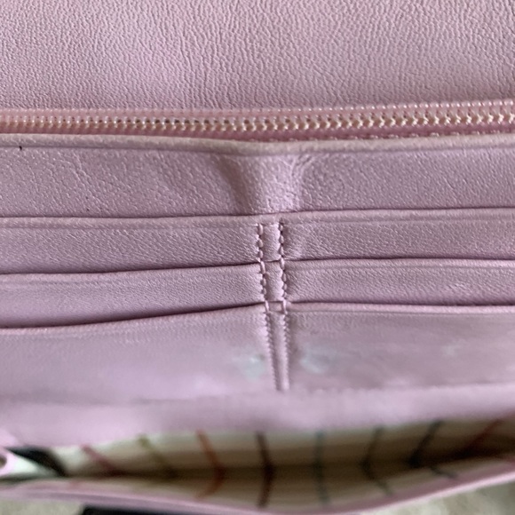 Wallet - Picture 4 of 4